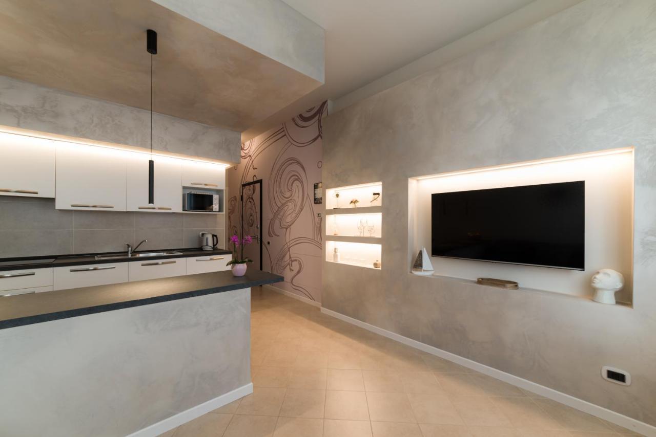 Dv Garda Suite Campione del Garda Exteriér fotografie