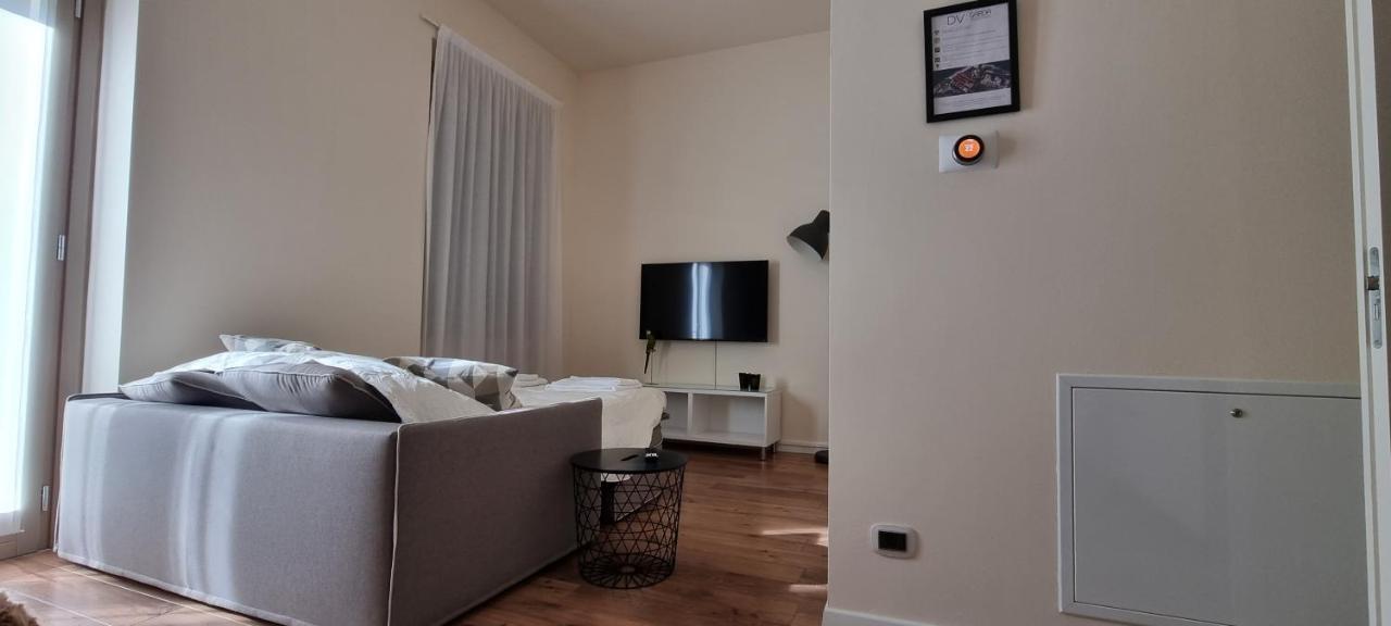 Dv Garda Suite Campione del Garda Exteriér fotografie